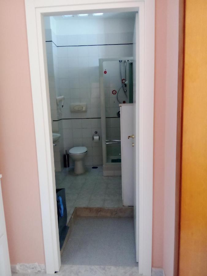 Apartamento Al Crocifisso...Da Nonna Pia Salerno Exterior foto