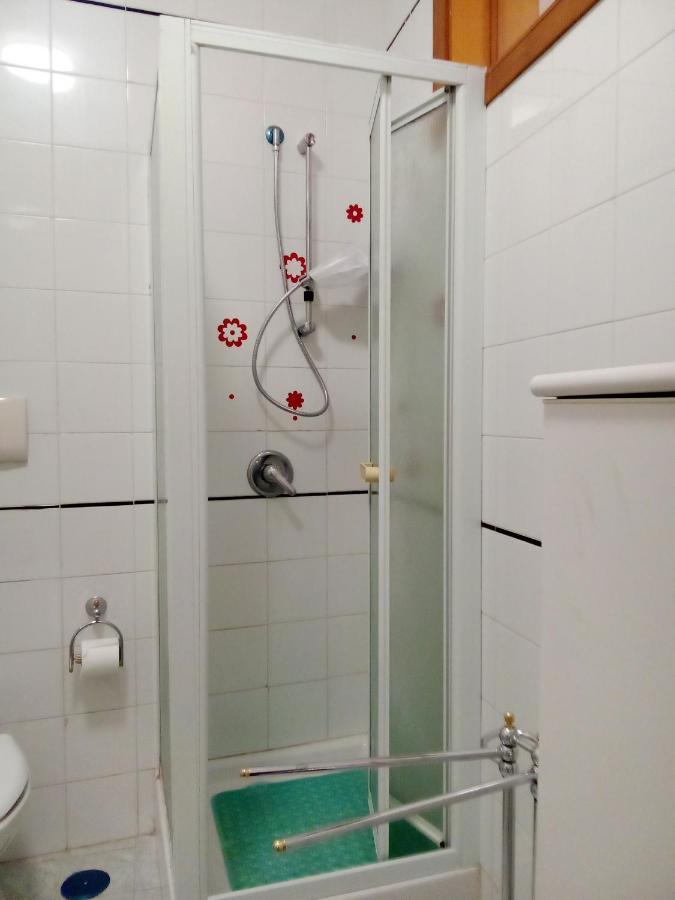 Apartamento Al Crocifisso...Da Nonna Pia Salerno Exterior foto
