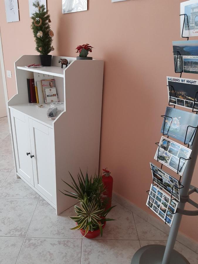 Apartamento Al Crocifisso...Da Nonna Pia Salerno Exterior foto