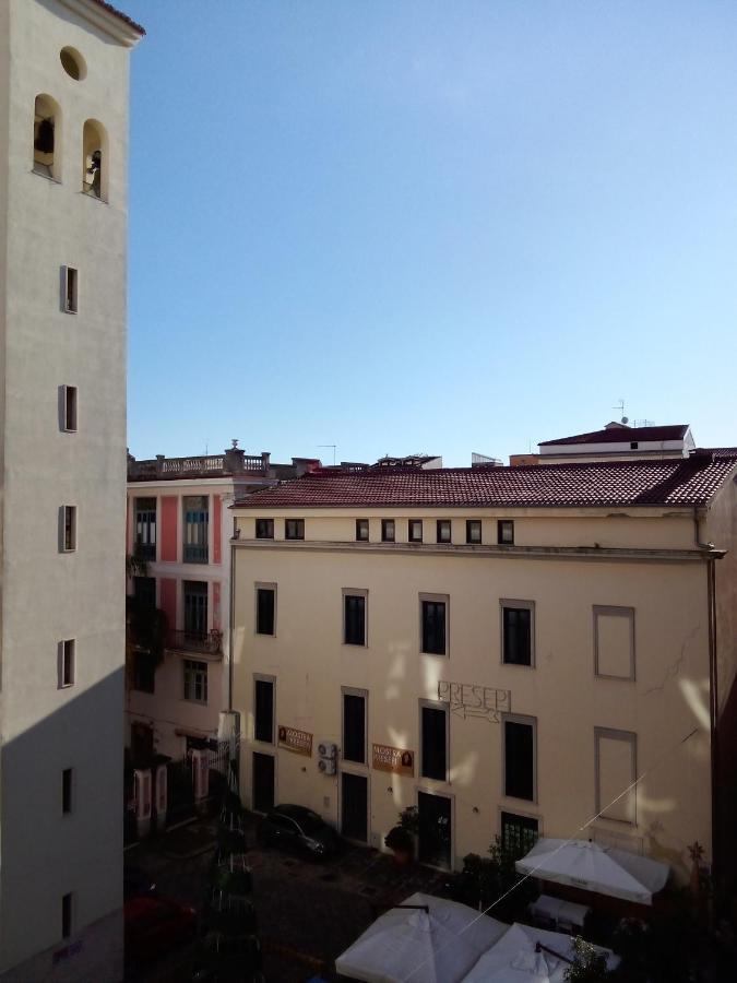 Apartamento Al Crocifisso...Da Nonna Pia Salerno Exterior foto