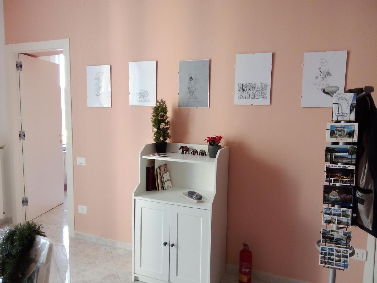 Apartamento Al Crocifisso...Da Nonna Pia Salerno Exterior foto