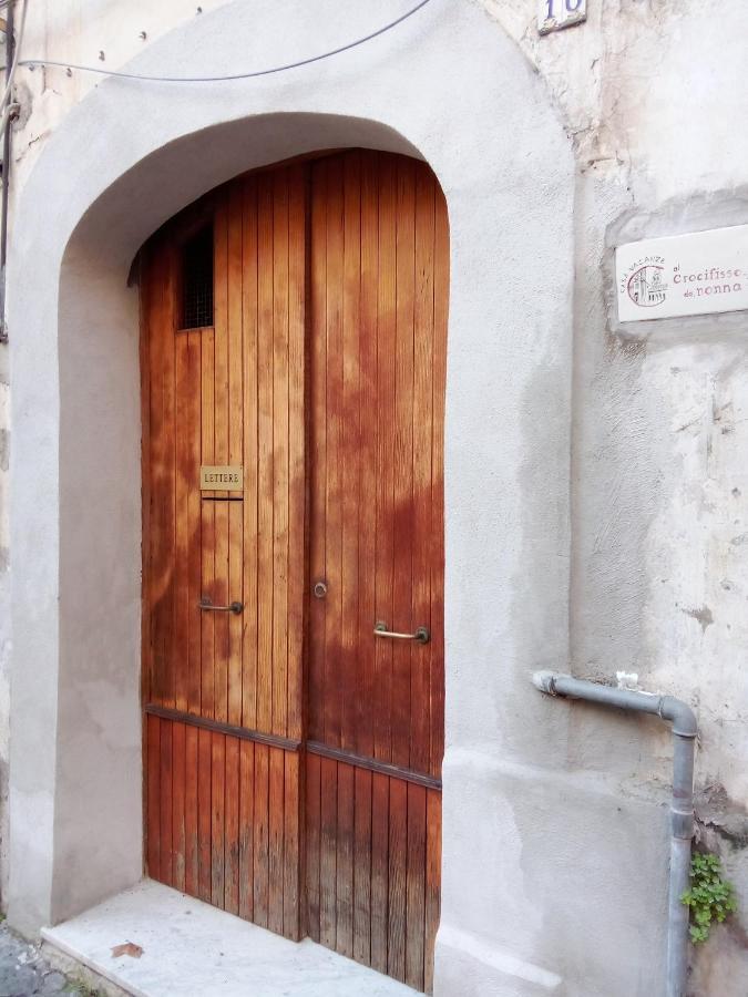 Apartamento Al Crocifisso...Da Nonna Pia Salerno Exterior foto