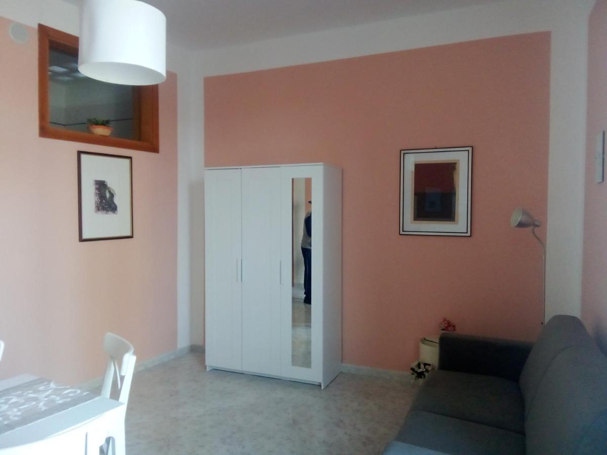 Apartamento Al Crocifisso...Da Nonna Pia Salerno Exterior foto
