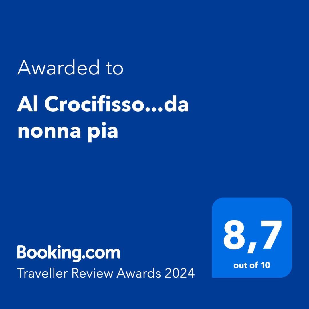 Apartamento Al Crocifisso...Da Nonna Pia Salerno Exterior foto